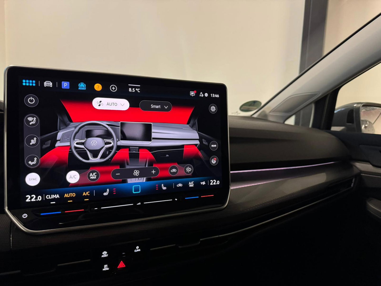 Volkswagen Golf 1.5 eTSI Life PANO 360' SFEER'