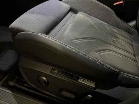 Volkswagen Golf 1.5 eTSI Life PANO 360' SFEER'