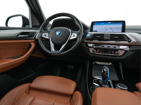 BMW iX3 High Executive 80 kWh [ 3-Fase-11kW ] {SOH-96%} (INCL-BTW) Aut. *PANO | LEATHER | HARMAN/KARDON | FULL-LED | BLINDSPOT | MEMORY-PACK | DIGI-COCKPIT | HEATED-SPORTSEATS | KEYLESS | TOPVIEW | DAB+ | NAVI-FULLMAP | HEAD-UP | PRIVACY-GLASS |