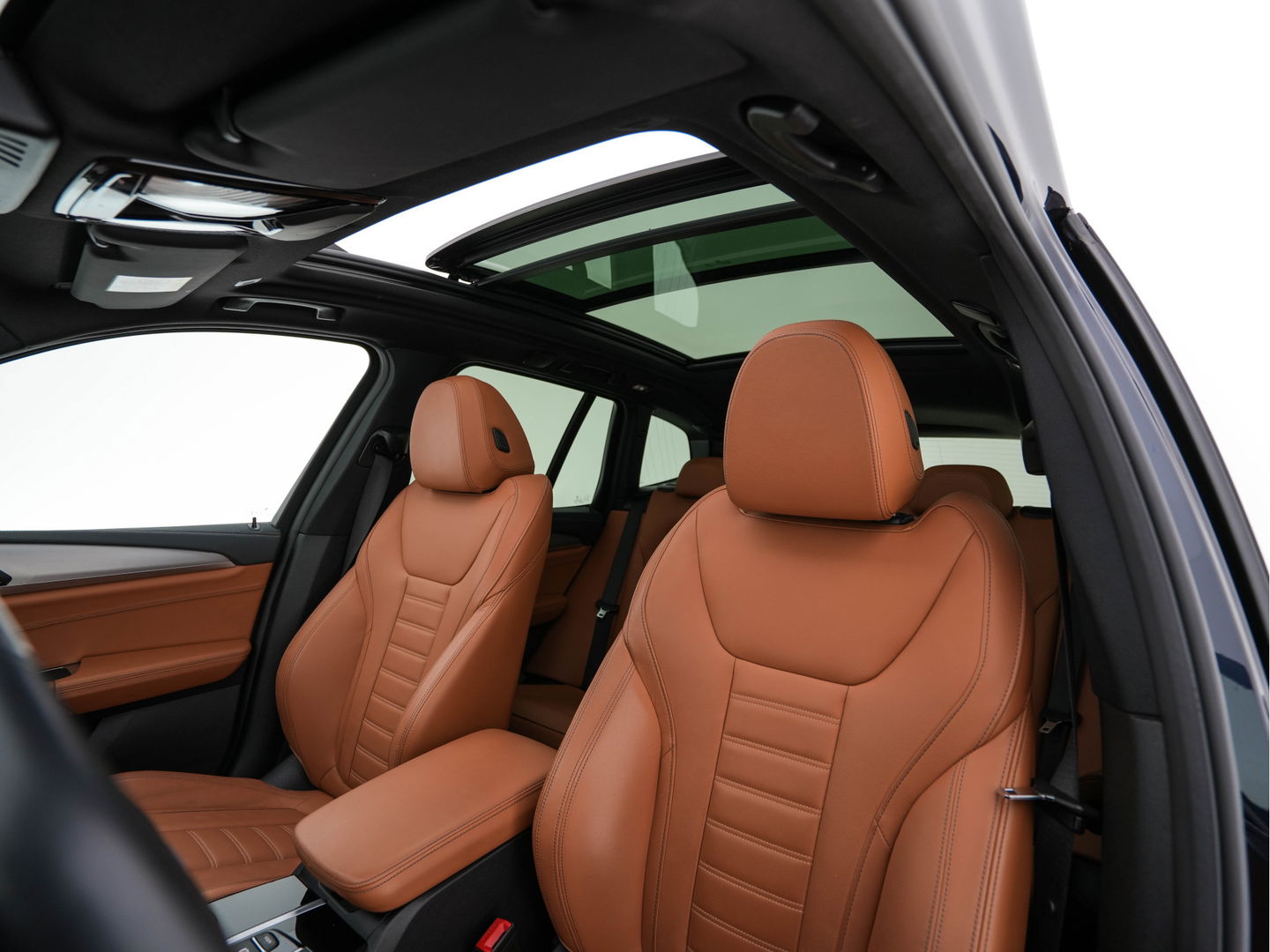 BMW iX3 High Executive 80 kWh [ 3-Fase-11kW ] {SOH-96%} (INCL-BTW) Aut. *PANO | LEATHER | HARMAN/KARDON | FULL-LED | BLINDSPOT | MEMORY-PACK | DIGI-COCKPIT | HEATED-SPORTSEATS | KEYLESS | TOPVIEW | DAB+ | NAVI-FULLMAP | HEAD-UP | PRIVACY-GLASS |