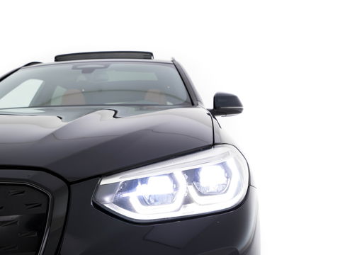 BMW iX3 High Executive 80 kWh [ 3-Fase-11kW ] {SOH-96%} (INCL-BTW) Aut. *PANO | LEATHER | HARMAN/KARDON | FULL-LED | BLINDSPOT | MEMORY-PACK | DIGI-COCKPIT | HEATED-SPORTSEATS | KEYLESS | TOPVIEW | DAB+ | NAVI-FULLMAP | HEAD-UP | PRIVACY-GLASS |