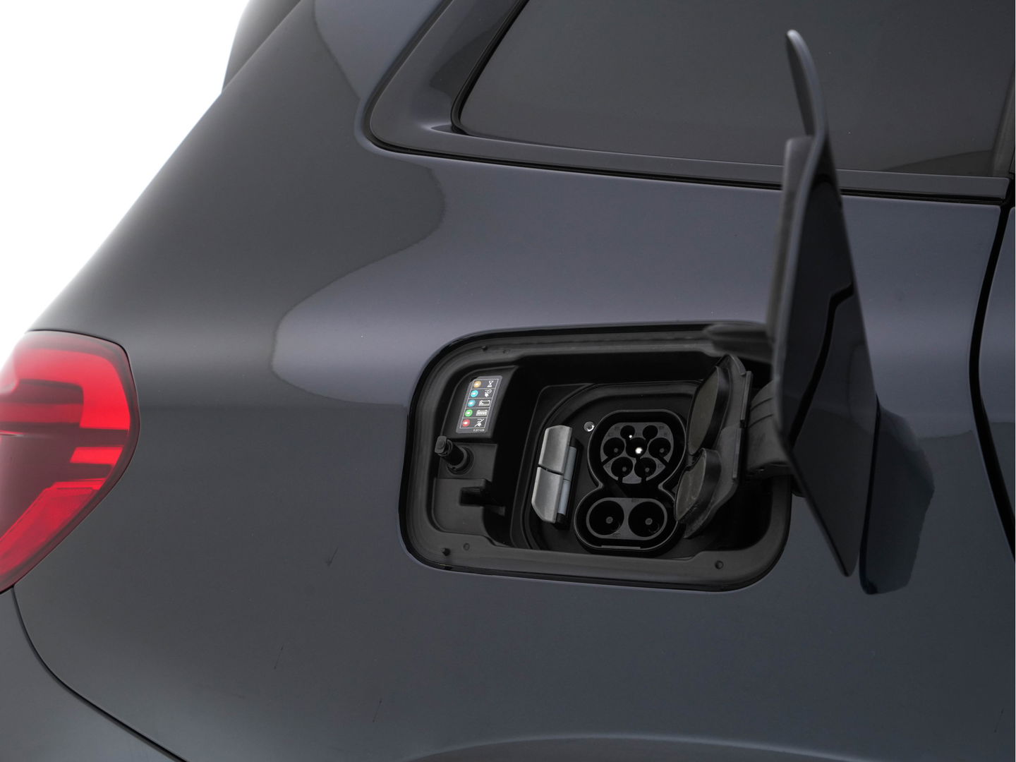 BMW iX3 High Executive 80 kWh [ 3-Fase-11kW ] {SOH-96%} (INCL-BTW) Aut. *PANO | LEATHER | HARMAN/KARDON | FULL-LED | BLINDSPOT | MEMORY-PACK | DIGI-COCKPIT | HEATED-SPORTSEATS | KEYLESS | TOPVIEW | DAB+ | NAVI-FULLMAP | HEAD-UP | PRIVACY-GLASS |