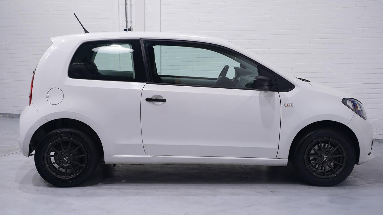 SEAT Mii