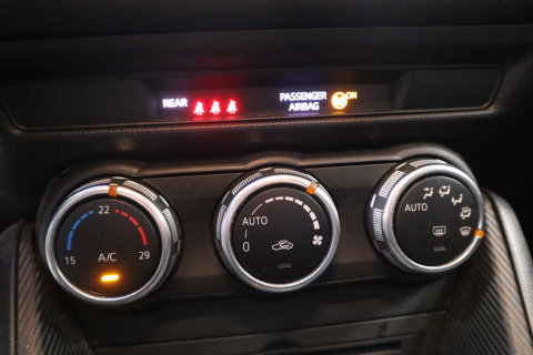 Mazda CX-3 2.0 SkyActiv-G 120 SkyLease+ Automaat Cruise control Climate control 16LMV !! 2e Pinksterdag geopend van 12:00 tot 17:00u !!