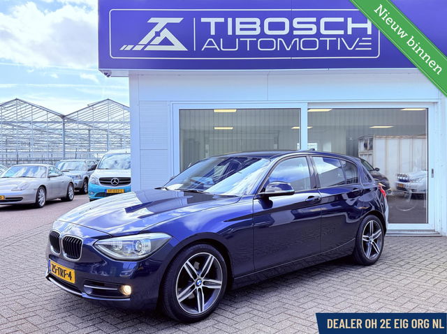 BMW 1 Serie - 118i AUT. Sport Xenon Leder Harman / Kardon Navi