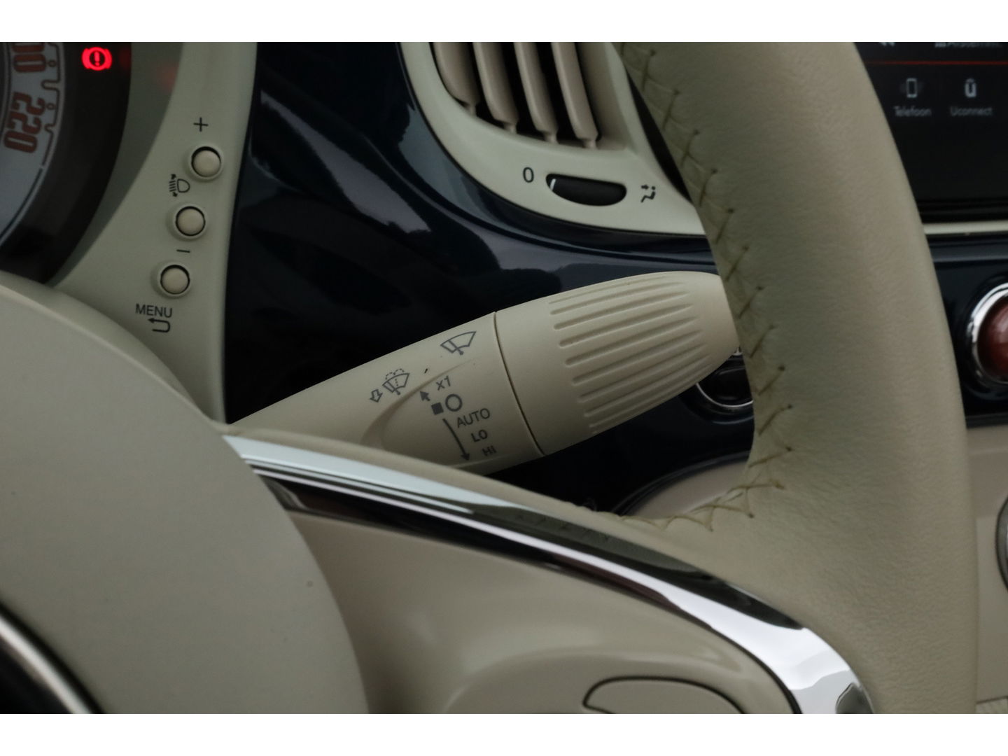 Fiat 500C 1.2 Lounge | Apple CarPlay & Android Aut0 | Clima | 16'' | Cruise Ctrl |