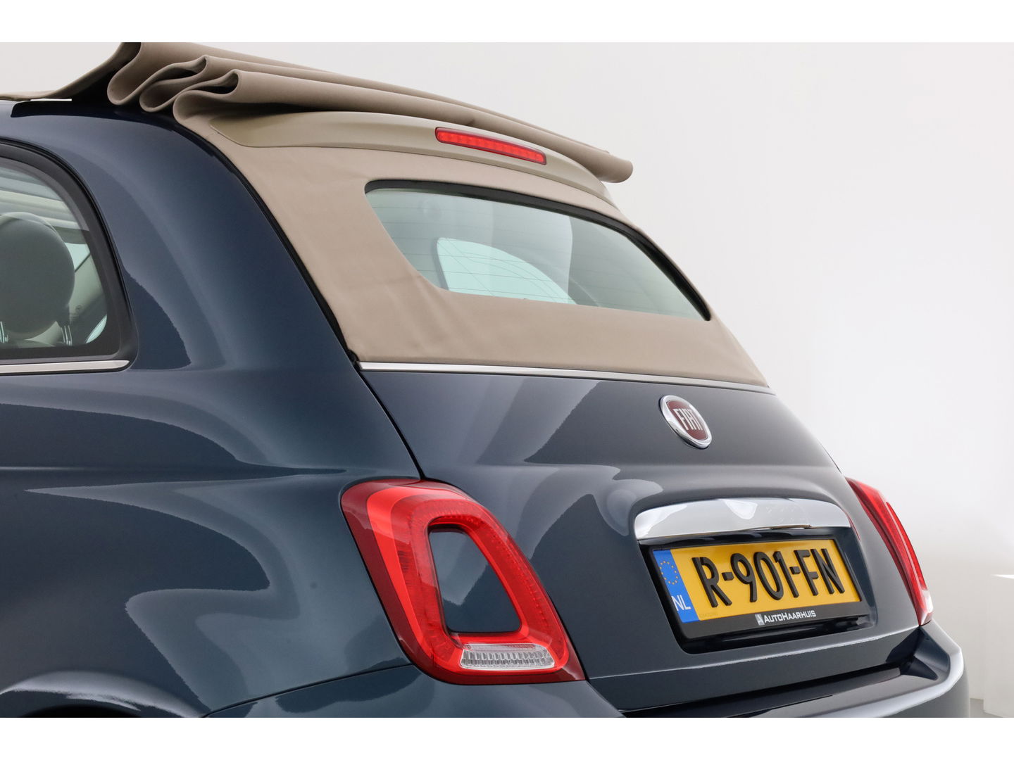 Fiat 500C 1.2 Lounge | Apple CarPlay & Android Aut0 | Clima | 16'' | Cruise Ctrl |