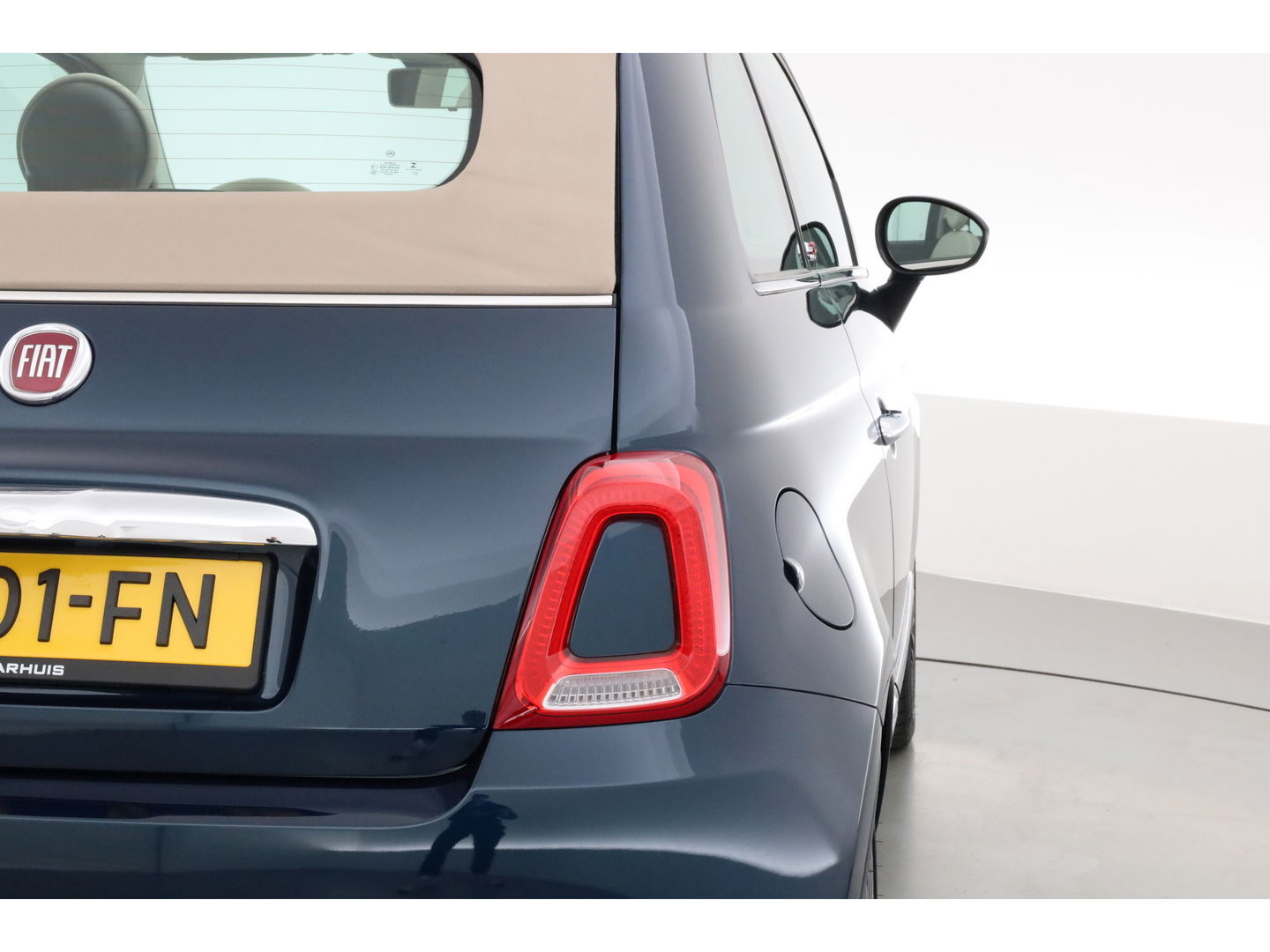 Fiat 500C 1.2 Lounge | Apple CarPlay & Android Aut0 | Clima | 16'' | Cruise Ctrl |