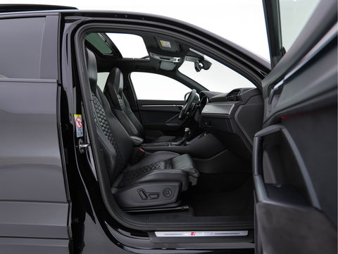 Audi RS Q3 Sportback TFSI Quattro Aut. *PANO | LEATHER | FULL-LED | ADAPTIVE-CRUISE | BANG&OLUFSEN | TOPVIEW | HEATED-SPORTSEATS | DIGI-COCKPIT | PRIVACYGLASS | SHIFTPADDLES | AMBIENTLIGHT | ECC | PDC | 21''ALU*