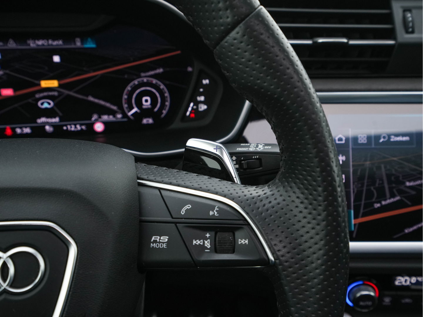 Audi RS Q3 Sportback TFSI Quattro Aut. *PANO | LEATHER | FULL-LED | ADAPTIVE-CRUISE | BANG&OLUFSEN | TOPVIEW | HEATED-SPORTSEATS | DIGI-COCKPIT | PRIVACYGLASS | SHIFTPADDLES | AMBIENTLIGHT | ECC | PDC | 21''ALU*