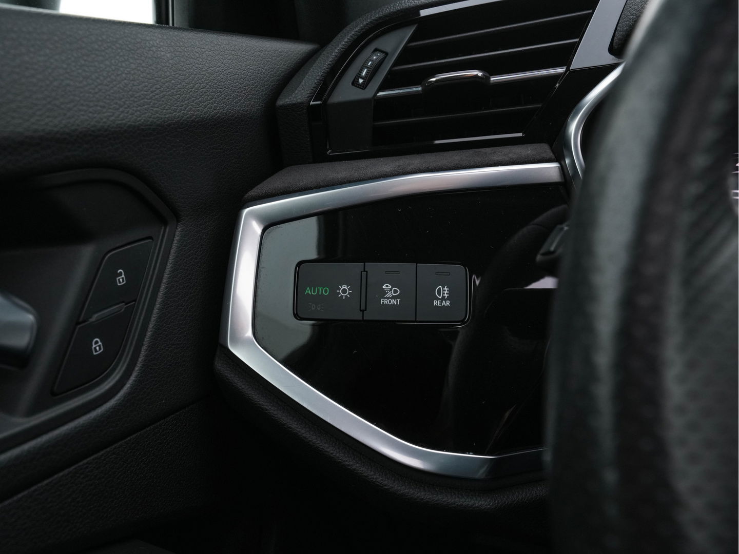 Audi RS Q3 Sportback TFSI Quattro Aut. *PANO | LEATHER | FULL-LED | ADAPTIVE-CRUISE | BANG&OLUFSEN | TOPVIEW | HEATED-SPORTSEATS | DIGI-COCKPIT | PRIVACYGLASS | SHIFTPADDLES | AMBIENTLIGHT | ECC | PDC | 21''ALU*