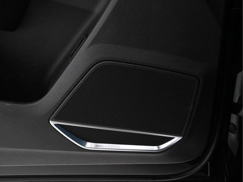 Audi RS Q3 Sportback TFSI Quattro Aut. *PANO | LEATHER | FULL-LED | ADAPTIVE-CRUISE | BANG&OLUFSEN | TOPVIEW | HEATED-SPORTSEATS | DIGI-COCKPIT | PRIVACYGLASS | SHIFTPADDLES | AMBIENTLIGHT | ECC | PDC | 21''ALU*