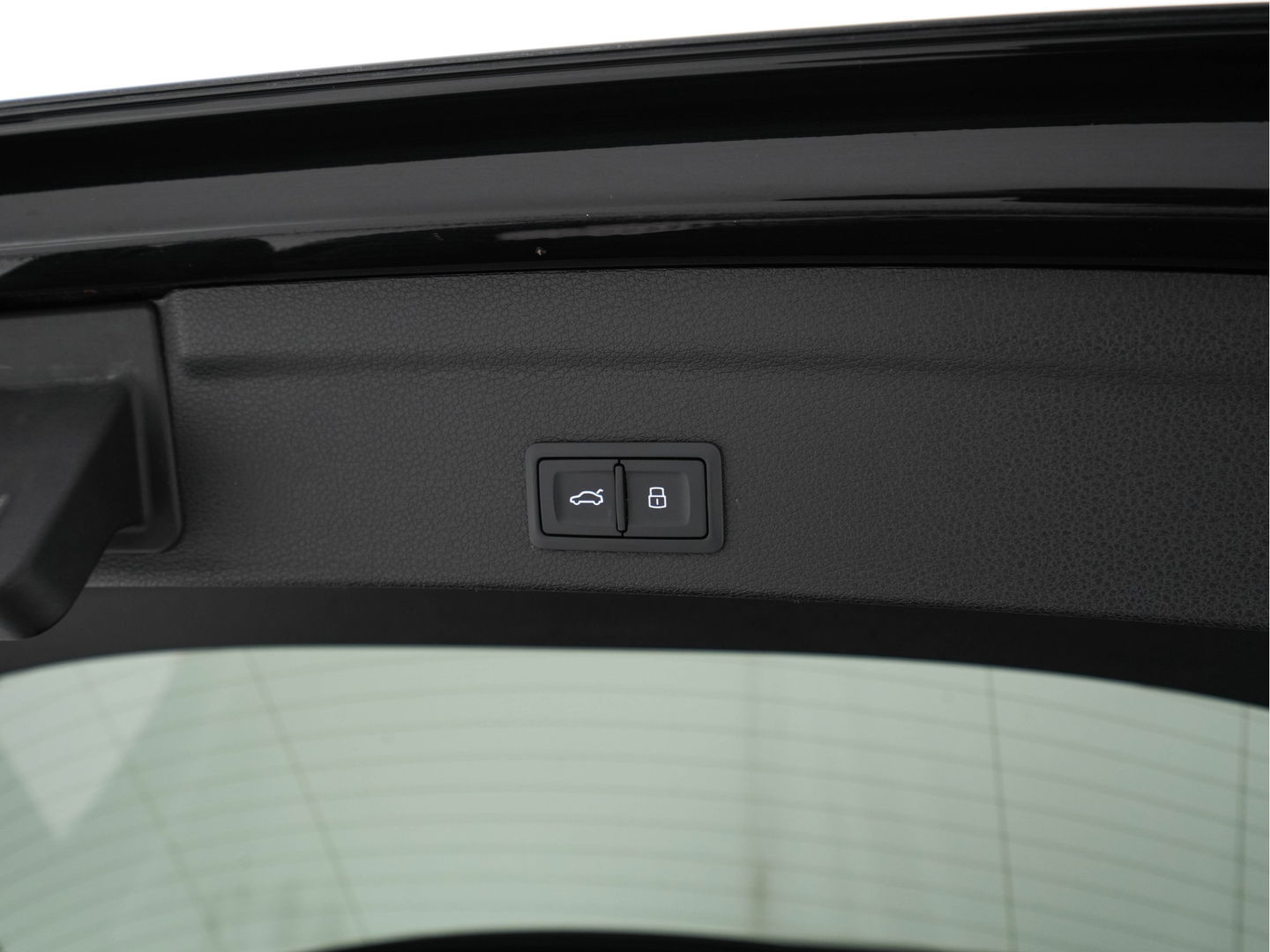 Audi RS Q3 Sportback TFSI Quattro Aut. *PANO | LEATHER | FULL-LED | ADAPTIVE-CRUISE | BANG&OLUFSEN | TOPVIEW | HEATED-SPORTSEATS | DIGI-COCKPIT | PRIVACYGLASS | SHIFTPADDLES | AMBIENTLIGHT | ECC | PDC | 21''ALU*