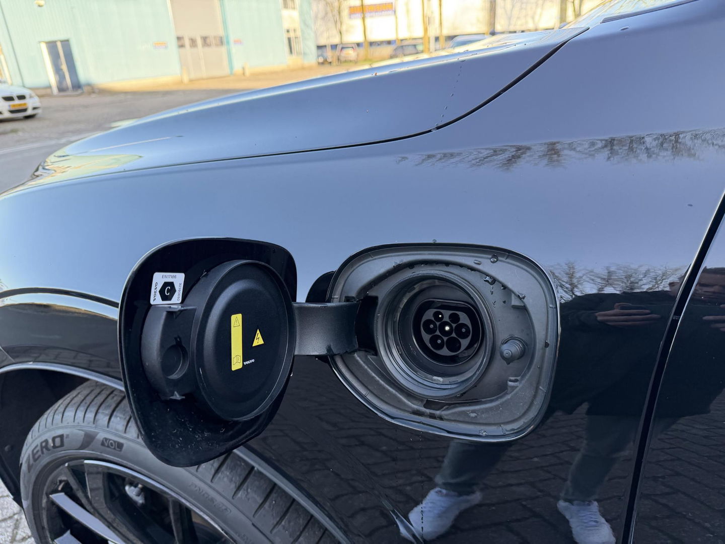 Volvo XC60 2.0 T6 Plug-in hybrid AWD Ultra Black Edition 360 l led l 21 inc