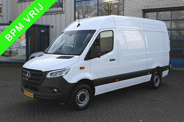 Mercedes-Benz Sprinter - 317 CDI L2H2 Pro LED, Geveerde stoel, Navigatie met camera