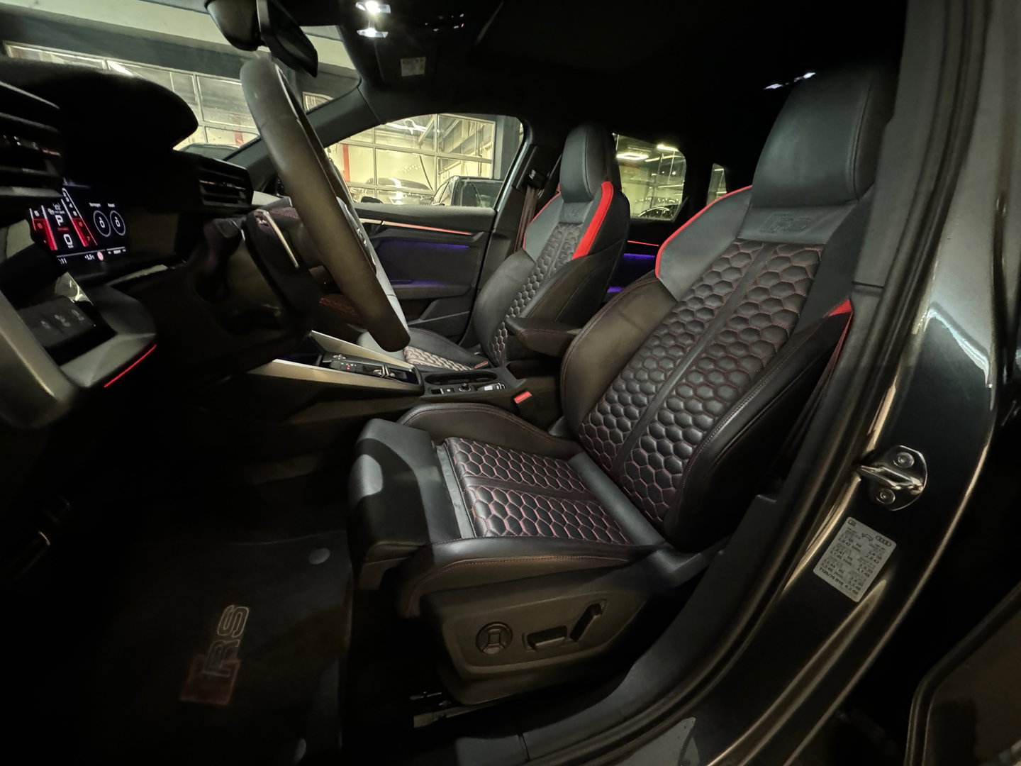 Audi RS3 Sportback 2.5 TFSI quattro Pano|HuD|B&O|Keyless|VOL