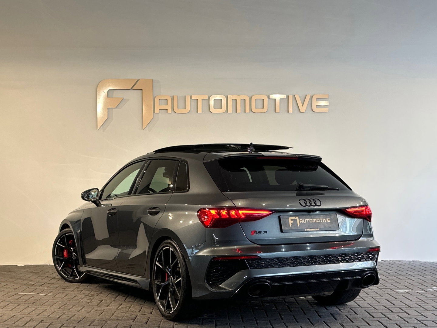 Audi RS3 Sportback 2.5 TFSI quattro Pano|HuD|B&O|Keyless|VOL