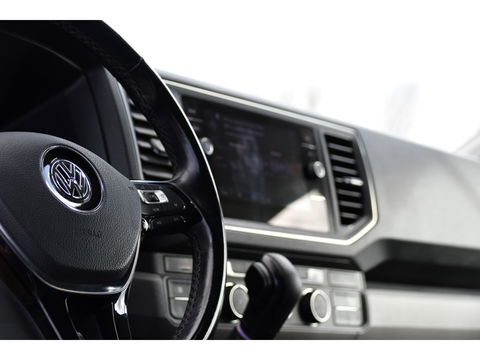 Volkswagen Crafter 35 2.0 TDI L3H3 Highline 75 Edition Adaptieve Cruise, Camera, Carplay, 177pk, LED, Leder, Stuurverwarming, Automaat, Uniek!