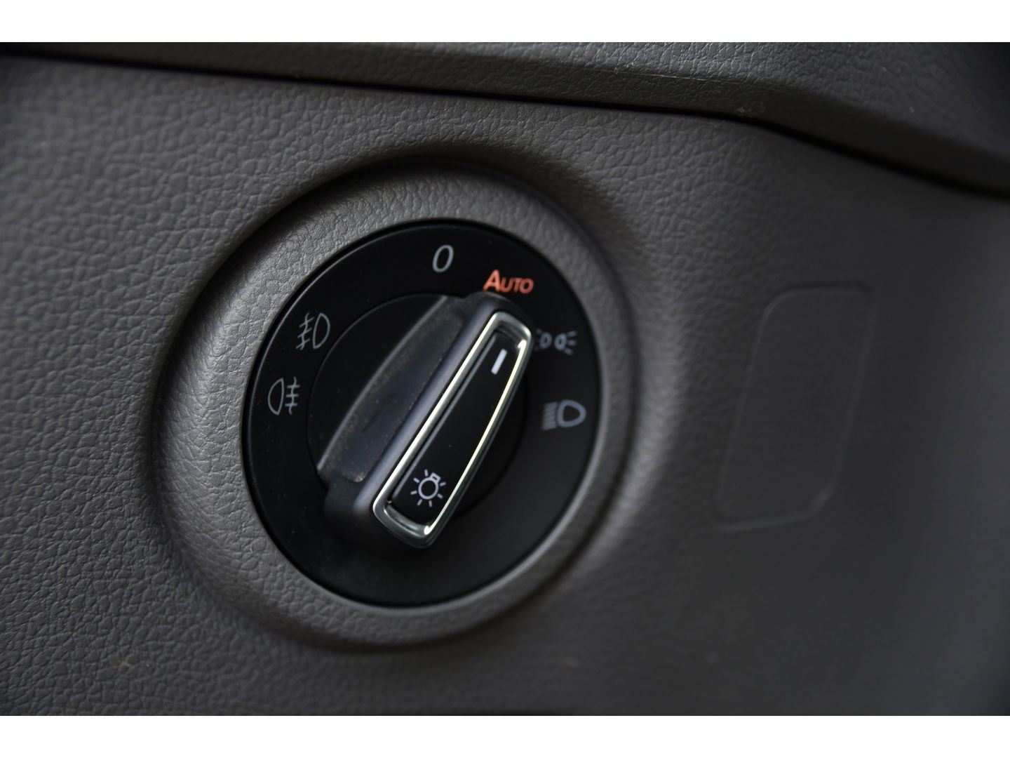 Volkswagen Crafter 35 2.0 TDI L3H3 Highline 75 Edition Adaptieve Cruise, Camera, Carplay, 177pk, LED, Leder, Stuurverwarming, Automaat, Uniek!