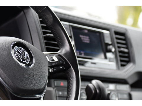 Volkswagen Crafter 35 2.0 TDI L3H2 Highline PB Edition Adaptieve Cruise, Camera, Carplay, Clima, LED, Stoelverwarming, Multimedia, Sensoren, Uniek!