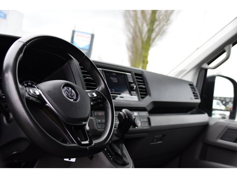 Volkswagen Crafter 35 2.0 TDI L3H2 Highline PB Edition Adaptieve Cruise, Camera, Carplay, Clima, LED, Stoelverwarming, Multimedia, Sensoren, Uniek!