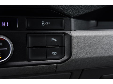 Volkswagen Crafter 35 2.0 TDI L3H2 Highline PB Edition Adaptieve Cruise, Camera, Carplay, Clima, LED, Stoelverwarming, Multimedia, Sensoren, Uniek!