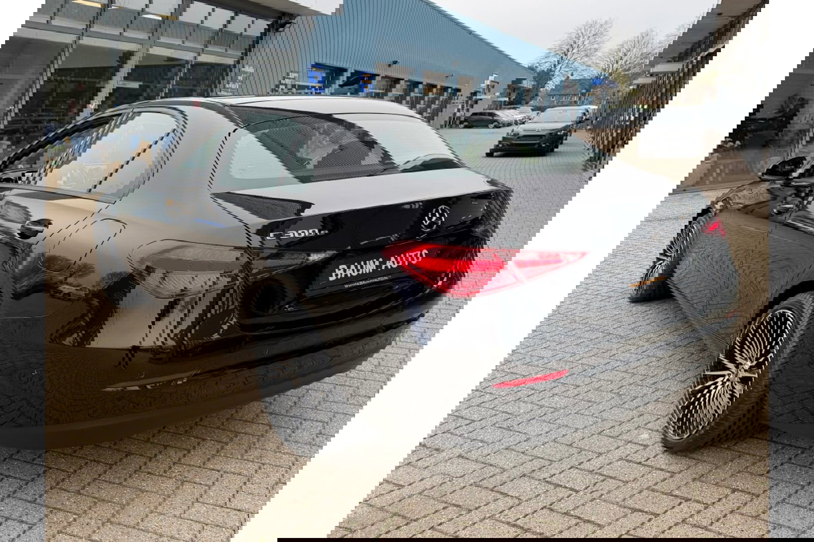 Mercedes-Benz C-Klasse 300 E LUX. LINE PHEV AUTOMAAT NAVI LMV PDC-CAMERA.