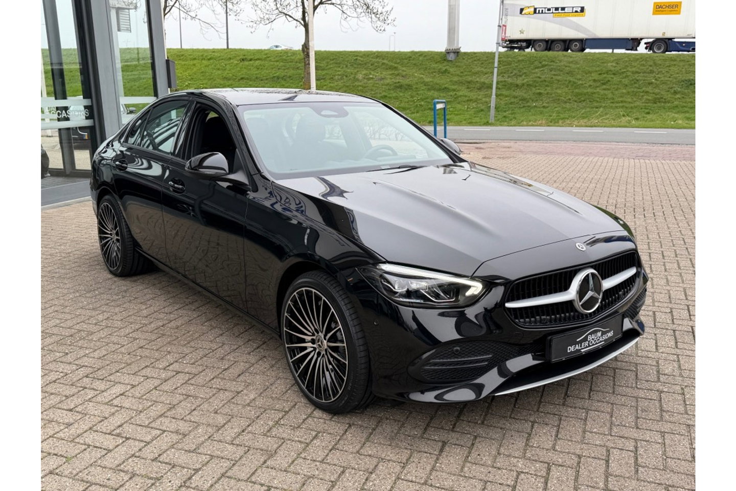Mercedes-Benz C-Klasse 300 E LUX. LINE PHEV AUTOMAAT NAVI LMV PDC-CAMERA.
