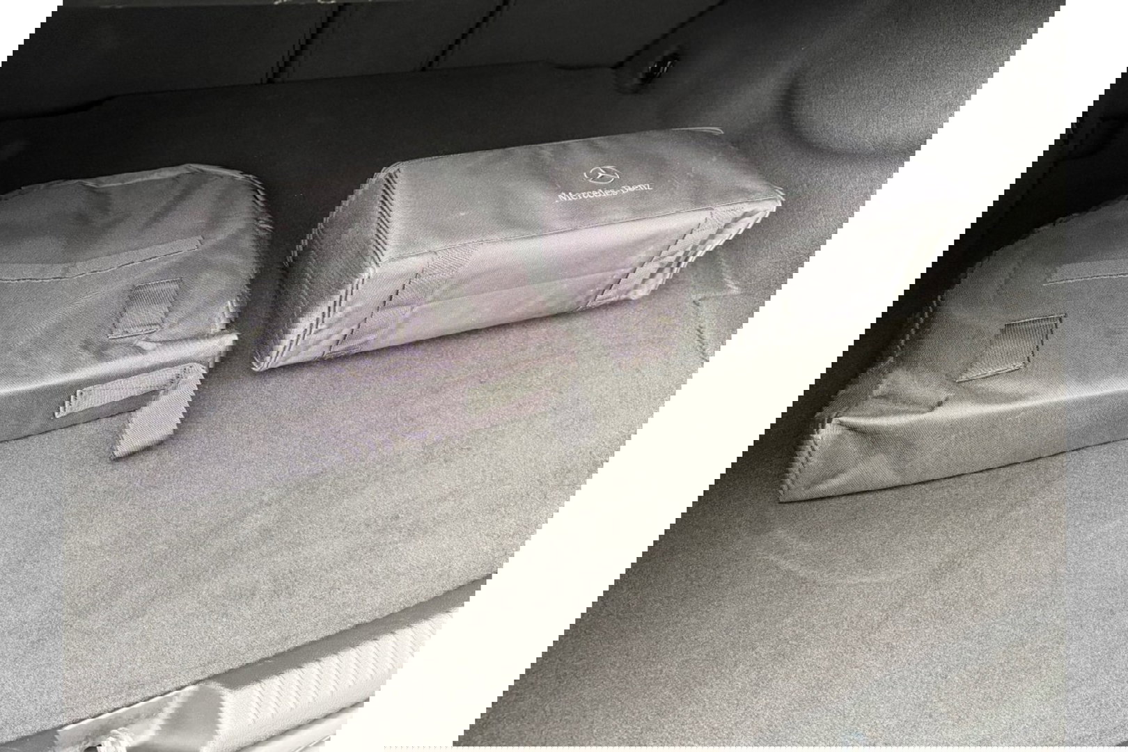 Mercedes-Benz C-Klasse 300 E LUX. LINE PHEV AUTOMAAT NAVI LMV PDC-CAMERA.