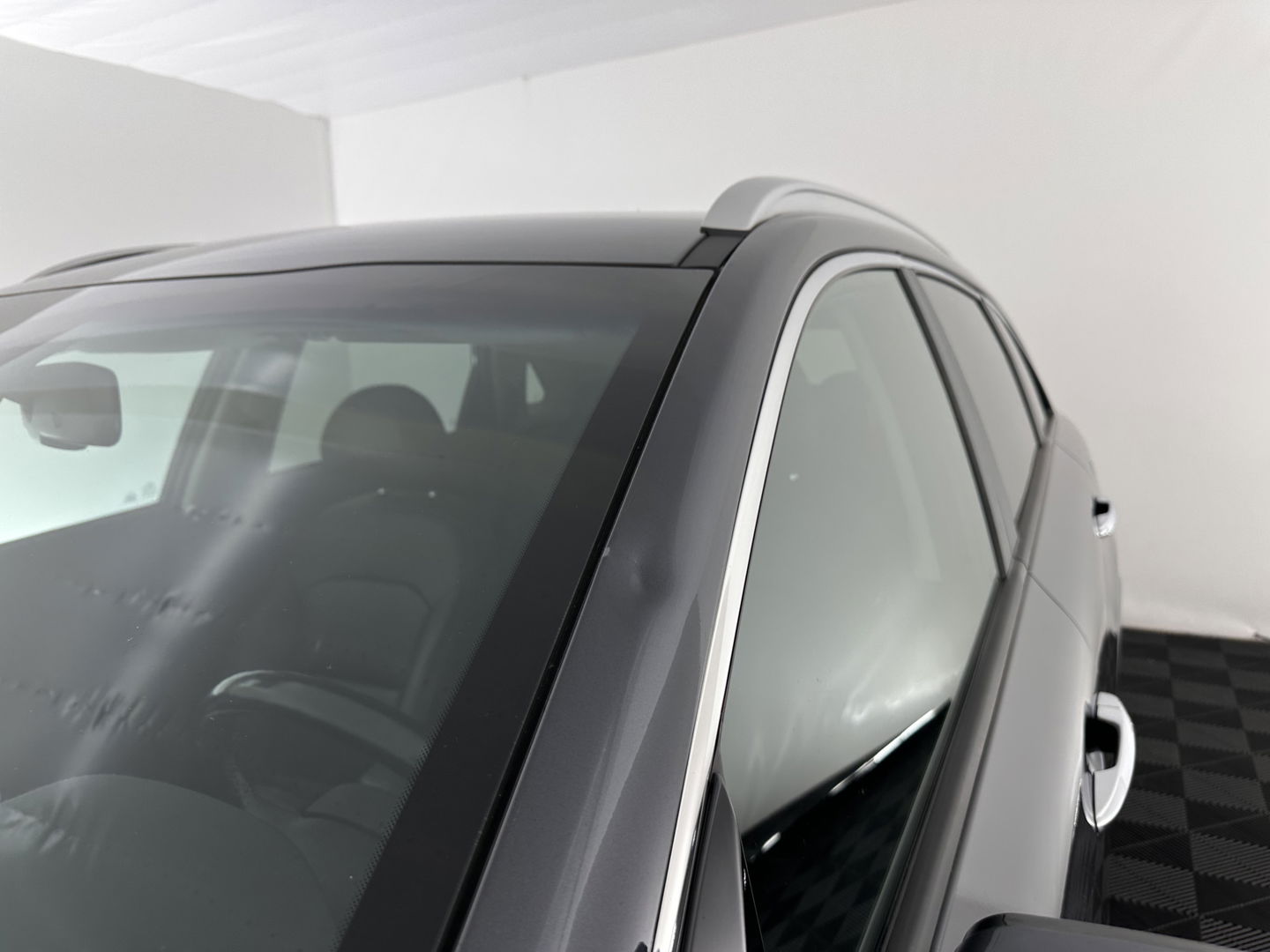 Kia Niro 1.6 GDi Hybrid DynamicPlusLine (INCL.BTW) Aut. *LEATHER | FULL-LED | ADAPTIVE-CRUISE | BLIND-SPOT | HEATED-COMFORTSEATS | CAMERA | KEYLESS | AMBIENT-LIGHT | NAVI-FULLMAP | 16''ALU | TOWBAR*