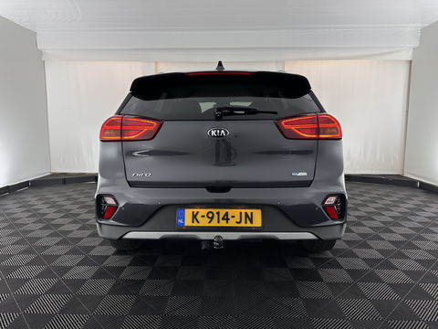 Kia Niro 1.6 GDi Hybrid DynamicPlusLine (INCL.BTW) Aut. *LEATHER | FULL-LED | ADAPTIVE-CRUISE | BLIND-SPOT | HEATED-COMFORTSEATS | CAMERA | KEYLESS | AMBIENT-LIGHT | NAVI-FULLMAP | 16''ALU | TOWBAR*