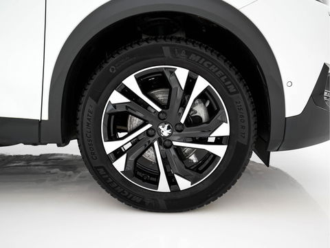 Peugeot e-2008 EV GT 50 kWh {SOH-91%} Aut. *DIGI-COCKPIT | FULL-LED | BLIS | KEYLESS | LEATHER-FABRIC | CAMERA | CARPLAY | CCS-FASTLOADER | DAB+ | NAVI-FULLMAP | ECC | PDC | SPORT-SEATS | AMBIENT-LIGHT | PRIVACY-GLASS | 17''ALU*