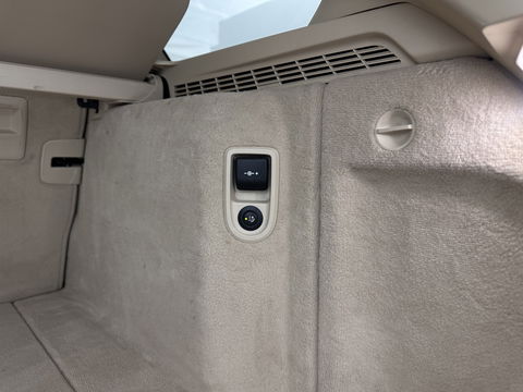 BMW 5 Serie Touring 530d High Executive Luxury-Line Aut. *PANO | BOWERS-WILKINS | LEATHER | FULL-LED | ADAPTIVE-CRUISE | BLINDSPOT | MEMORY-PACK | TOPVIEW | HEAD-UP | HEATED-COMFORTSEATS | DIGI-COCKPIT | NAVI-FULLMAP | TOWBAR | 19''ALU*