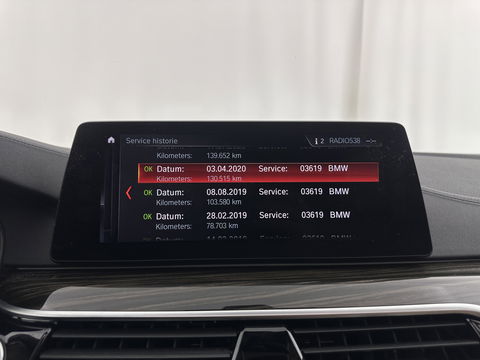 BMW 5 Serie Touring 530d High Executive Luxury-Line Aut. *PANO | BOWERS-WILKINS | LEATHER | FULL-LED | ADAPTIVE-CRUISE | BLINDSPOT | MEMORY-PACK | TOPVIEW | HEAD-UP | HEATED-COMFORTSEATS | DIGI-COCKPIT | NAVI-FULLMAP | TOWBAR | 19''ALU*