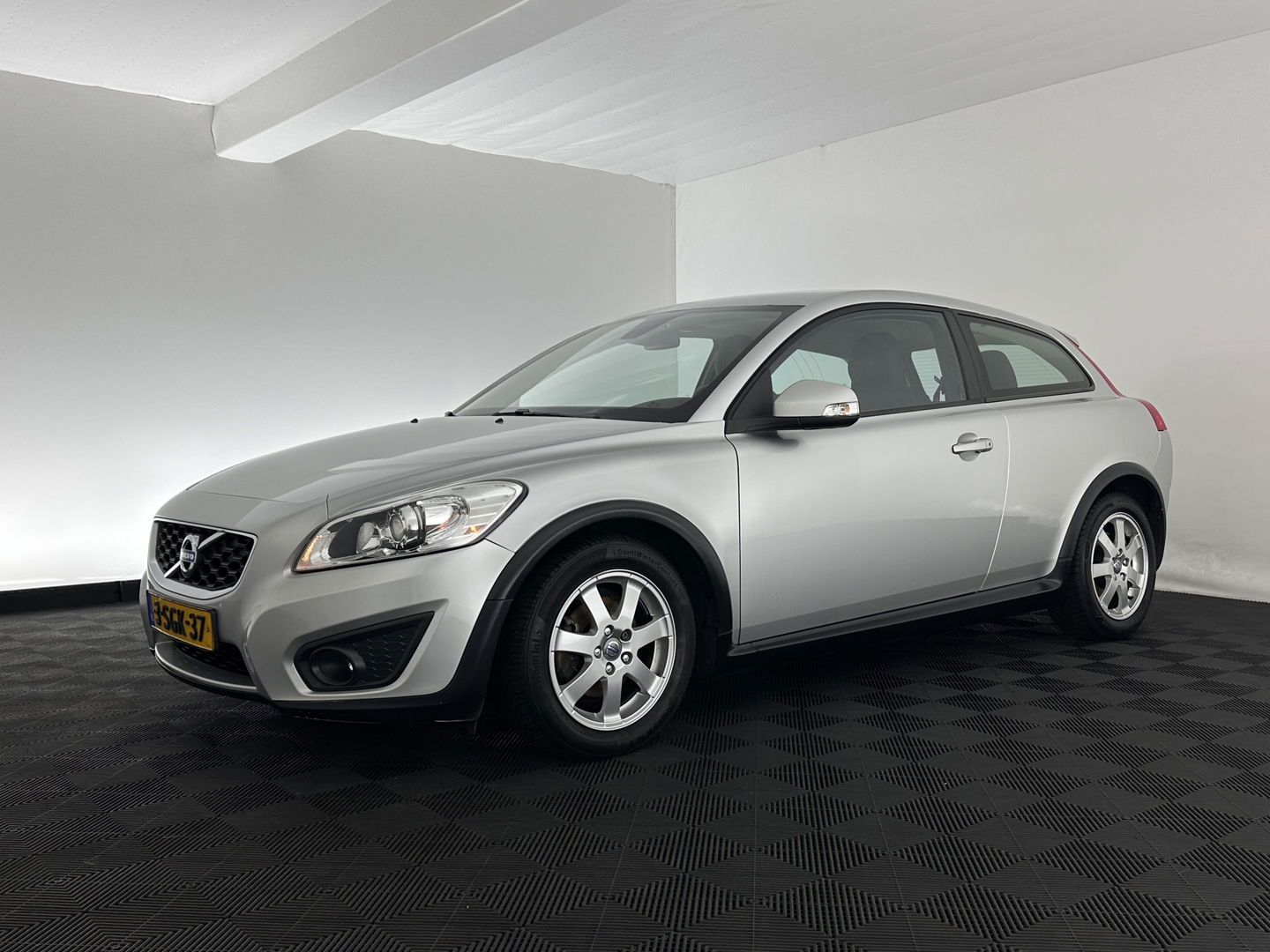 Volvo C30 1.6 D2 Kinetic *AIRCO | CRUISE | COMFORT-SEATS | 16''ALU*