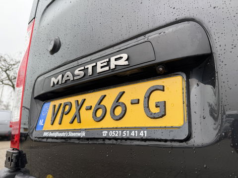 Renault Master T35 2.3 dCi 165pk L3H2 DL Energy Comfort / trekhaak 3500 kg / euro 6 / bpm vrij / vaste prijs rijklaar € 26.950 ex btw / lease vanaf € 440 / ingerichte laadruimte / imperial