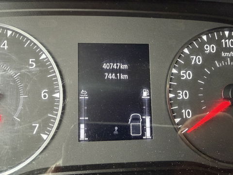 Renault Master T35 2.3 dCi 165pk L3H2 DL Energy Comfort / trekhaak 3500 kg / euro 6 / bpm vrij / vaste prijs rijklaar € 26.950 ex btw / lease vanaf € 440 / ingerichte laadruimte / imperial