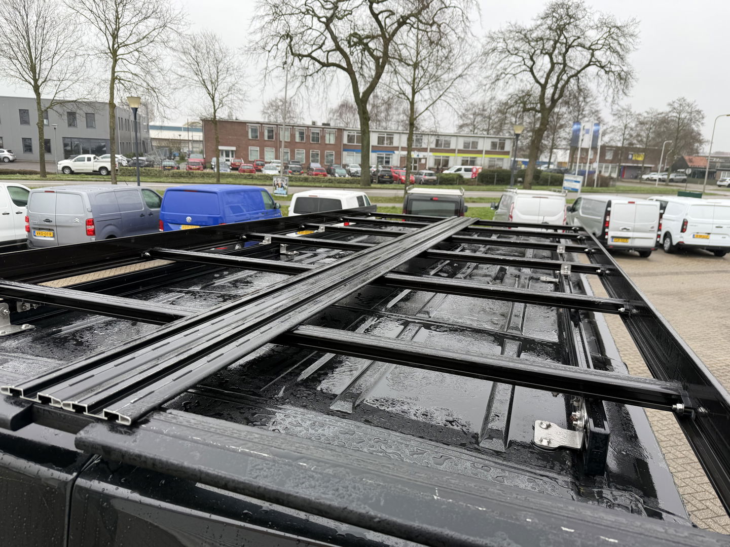 Renault Master T35 2.3 dCi 165pk L3H2 DL Energy Comfort / trekhaak 3500 kg / euro 6 / bpm vrij / vaste prijs rijklaar € 26.950 ex btw / lease vanaf € 440 / ingerichte laadruimte / imperial