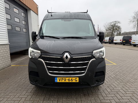 Renault Master T35 2.3 dCi 165pk L3H2 DL Energy Comfort / trekhaak 3500 kg / euro 6 / bpm vrij / vaste prijs rijklaar € 26.950 ex btw / lease vanaf € 440 / ingerichte laadruimte / imperial