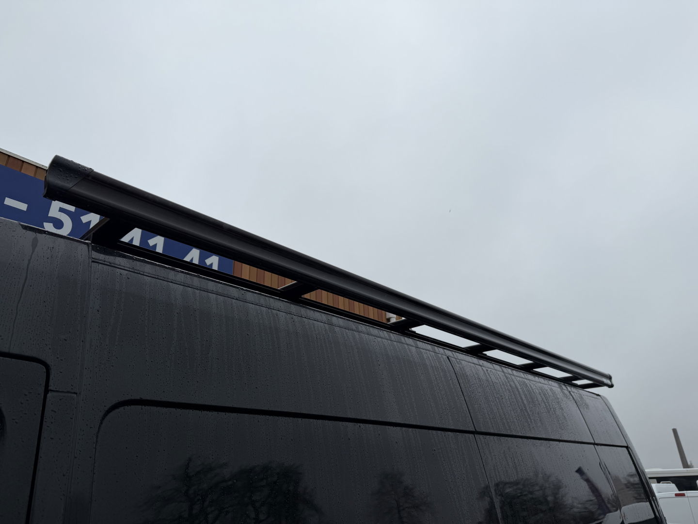 Renault Master T35 2.3 dCi 165pk L3H2 DL Energy Comfort / trekhaak 3500 kg / euro 6 / bpm vrij / vaste prijs rijklaar € 26.950 ex btw / lease vanaf € 440 / ingerichte laadruimte / imperial