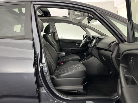 Kia Venga 1.6 CVVT DynamicPLusLine Aut. *PANO | NAVI-FULLMAP | CAMERA | COMFORT-SEATS | ECC | PDC | CRUISE | 16''ALU | TOWBAR*