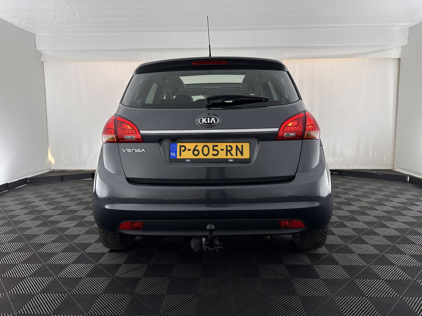 Kia Venga 1.6 CVVT DynamicPLusLine Aut. *PANO | NAVI-FULLMAP | CAMERA | COMFORT-SEATS | ECC | PDC | CRUISE | 16''ALU | TOWBAR*