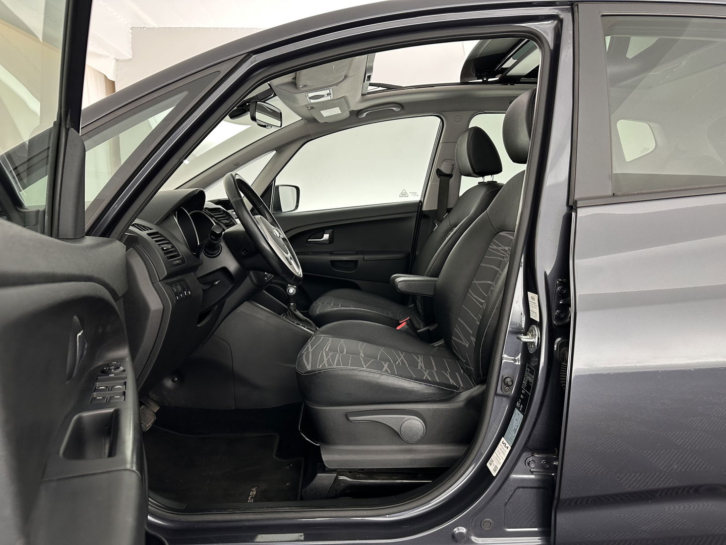 Kia Venga 1.6 CVVT DynamicPLusLine Aut. *PANO | NAVI-FULLMAP | CAMERA | COMFORT-SEATS | ECC | PDC | CRUISE | 16''ALU | TOWBAR*