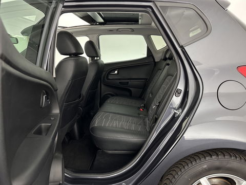 Kia Venga 1.6 CVVT DynamicPLusLine Aut. *PANO | NAVI-FULLMAP | CAMERA | COMFORT-SEATS | ECC | PDC | CRUISE | 16''ALU | TOWBAR*