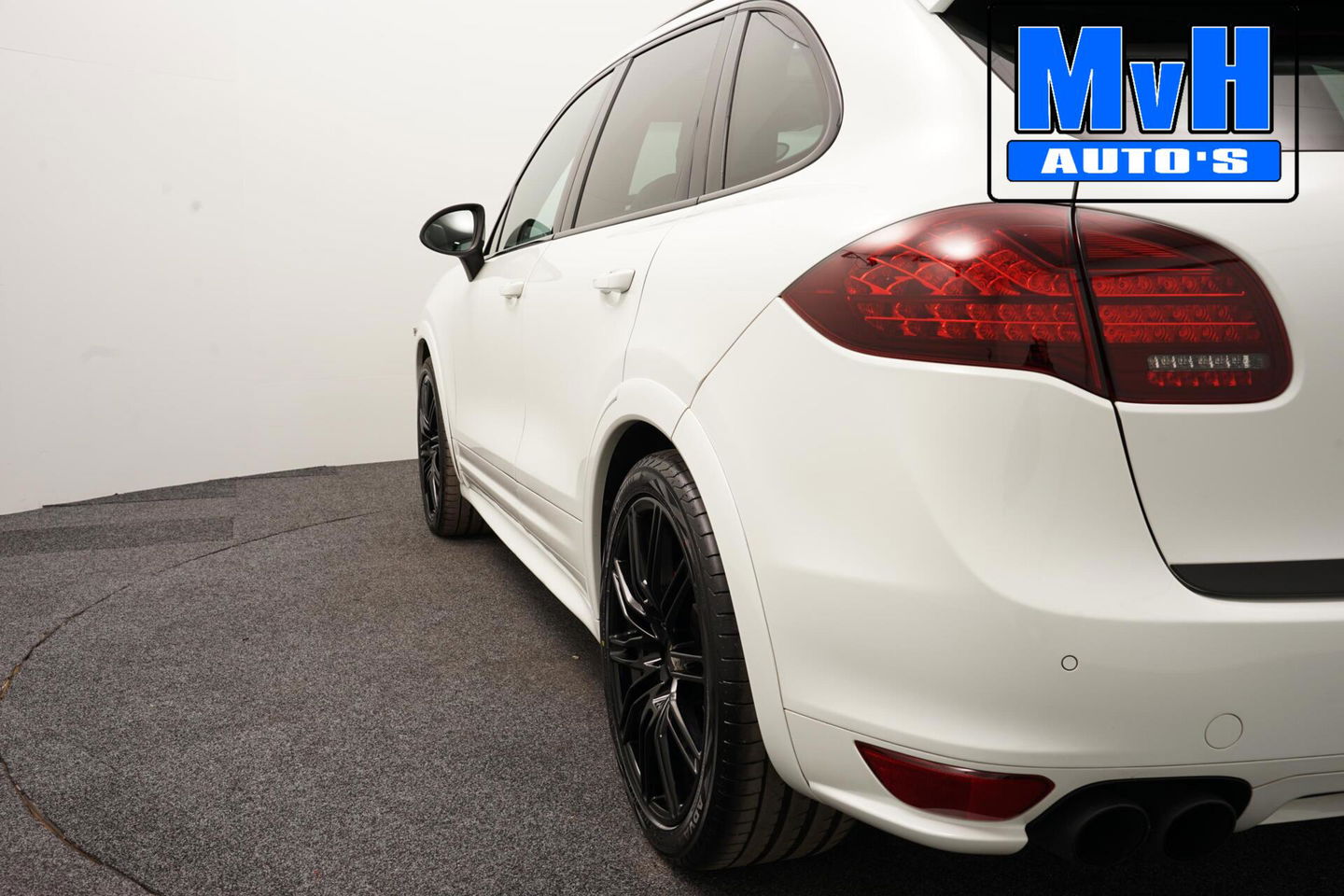 Porsche Cayenne 4.8 GTS|PANO|LUCHTVERING|ALCANTARA.HEMEL|ACC