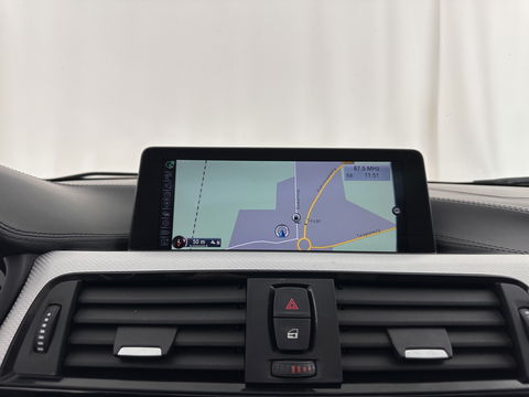 BMW 3 Serie 330D M-Sportpack High Executive Aut. *PANO | LEATHER | XENON | ADAPTIVE-CRUISE | HARMAN/KARDON | MEMORY-PACK | BLINDSPOT | HEATED-SPORTSEATS | CAMERA | DAB | KEYLESS | ECC | HEAD-UP | PDC | SHIFTPADDLES | TOWBAR |  18''ALU