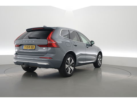 Volvo XC60 2.0 T6 Plug-in hybrid AWD Plus Bright | Pano-dak | Trekhaak | H&K Audio | ACC | Stoel + stuurverw. |