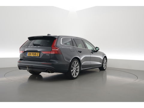 Volvo V60 2.0 T5 Momentum | Trekhaak | Leer | Adap. Cruise | Blis | standkachel | Stoel + stuurverw. |