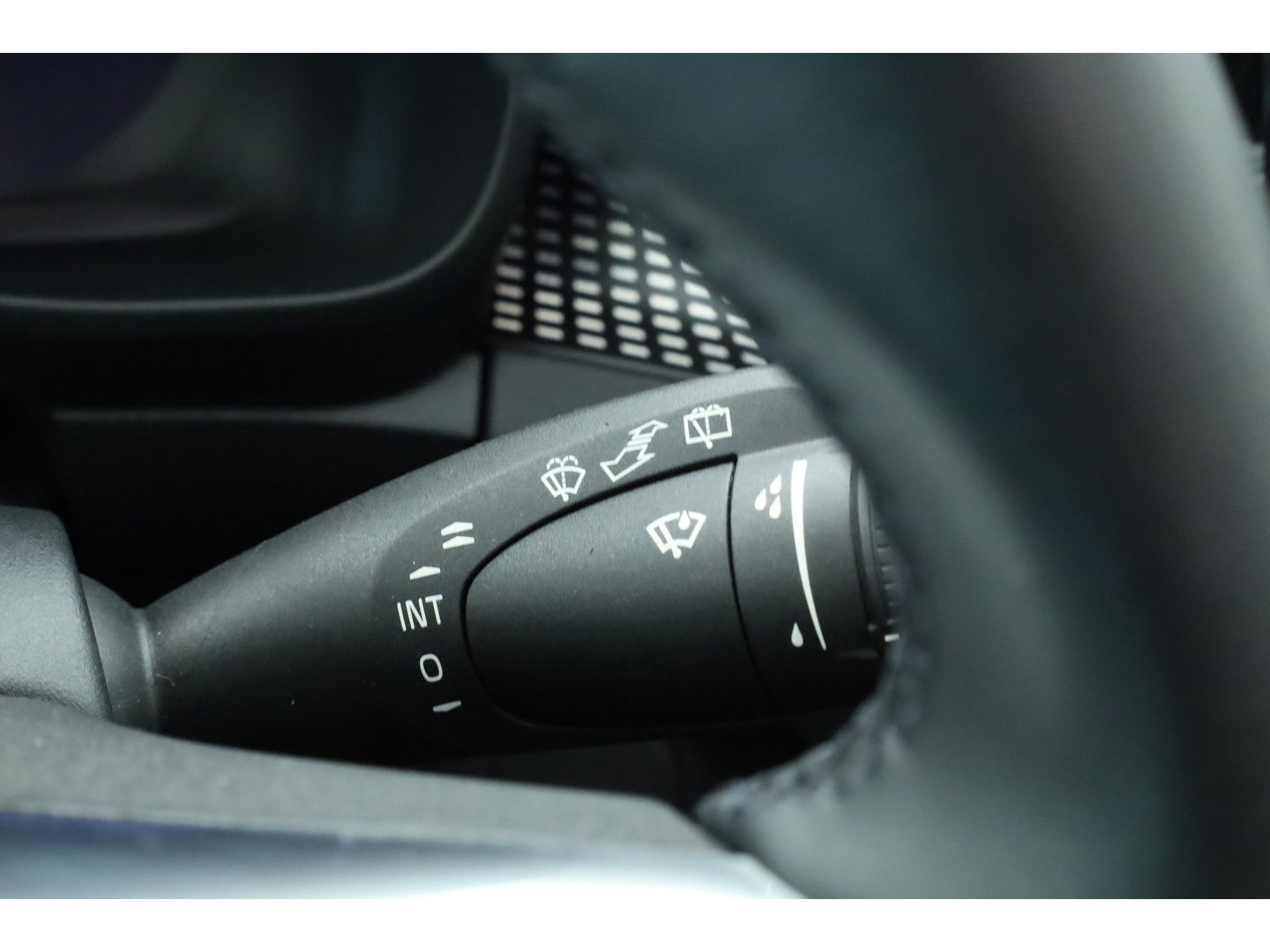 Volvo XC40 Recharge Twin Pro Pano-dak | Leer | Trekhaak | Adap. Cruise | 360 camera | 4x stoel+ stuurverw. |