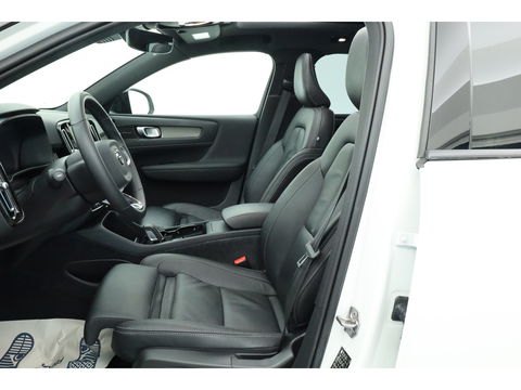 Volvo XC40 Recharge Twin Pro Pano-dak | Leer | Trekhaak | Adap. Cruise | 360 camera | 4x stoel+ stuurverw. |